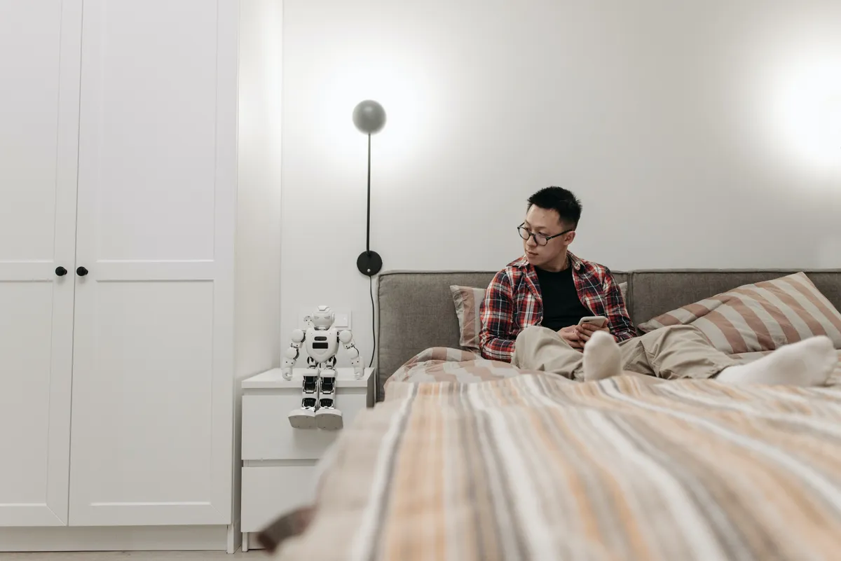 Alan a été choqué quand il a vu Cooper sur son lit. | Source : Pexel