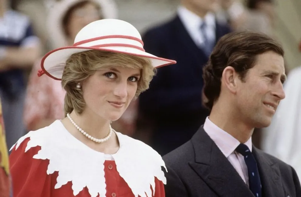 Diana, princesa de Gales y el príncipe Charles en Edmonton, Alberta, Canadá, el 29 de junio de 1983. | Foto: Getty Images