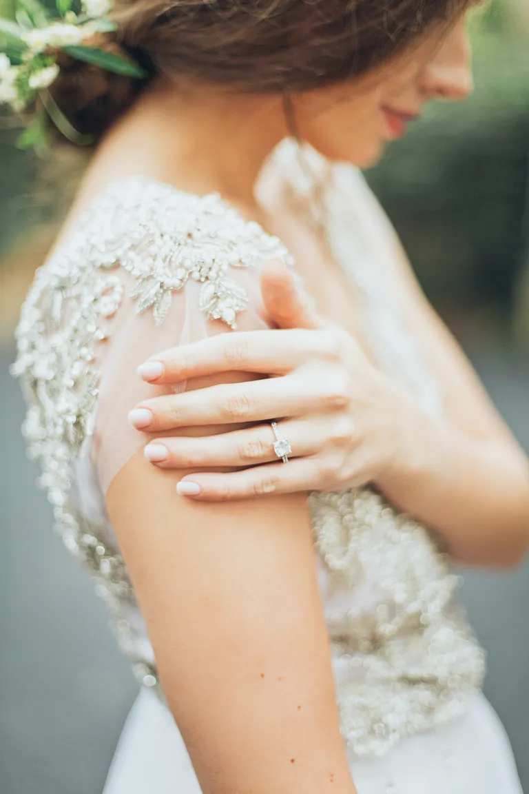 Sasha était éblouissante dans sa robe de mariée | Photo : Pexels