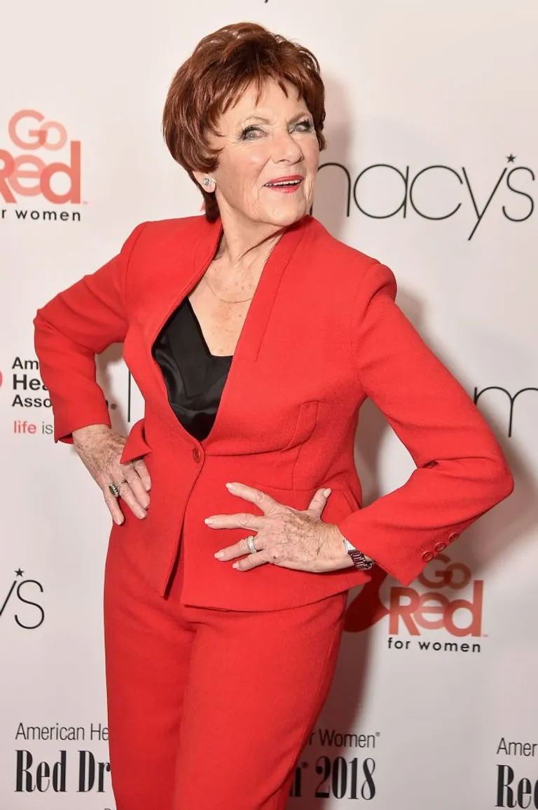 Marion Ross assiste à la collection de robes rouges Go Red For Women 2018 de l'American Heart Association au Hammerstein Ballroom le 8 février 2018 à New York | Photo : Getty Images