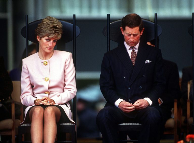 El príncipe Charles y la princesa Diana asistiendo a una ceremonia de bienvenida en octubre de 1991, en Toronto, Canadá.┃Foto: Getty Images
