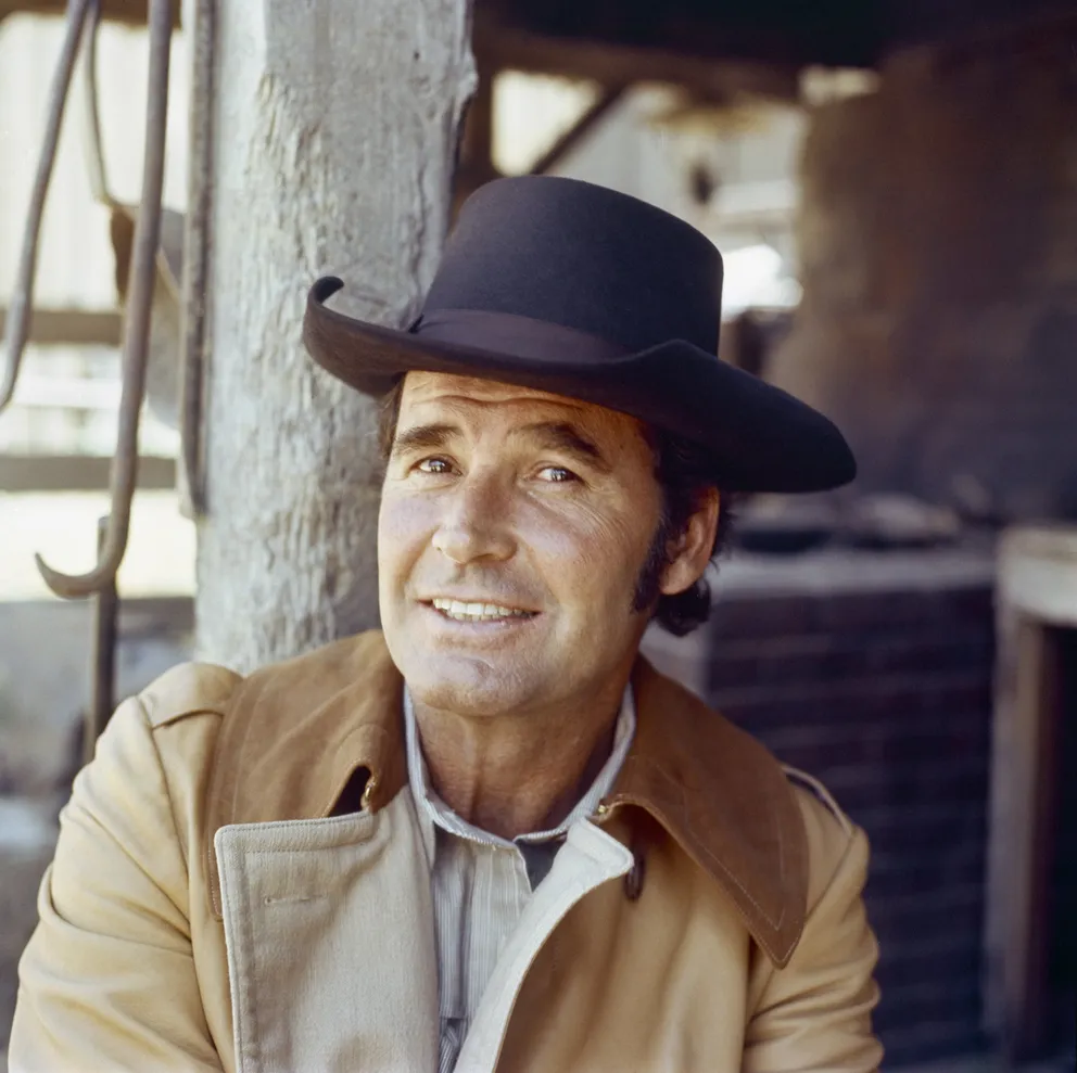 James Garner dans le rôle du shérif Jim Nichols dans "Nichols" en 1971. | Photo : Getty Images