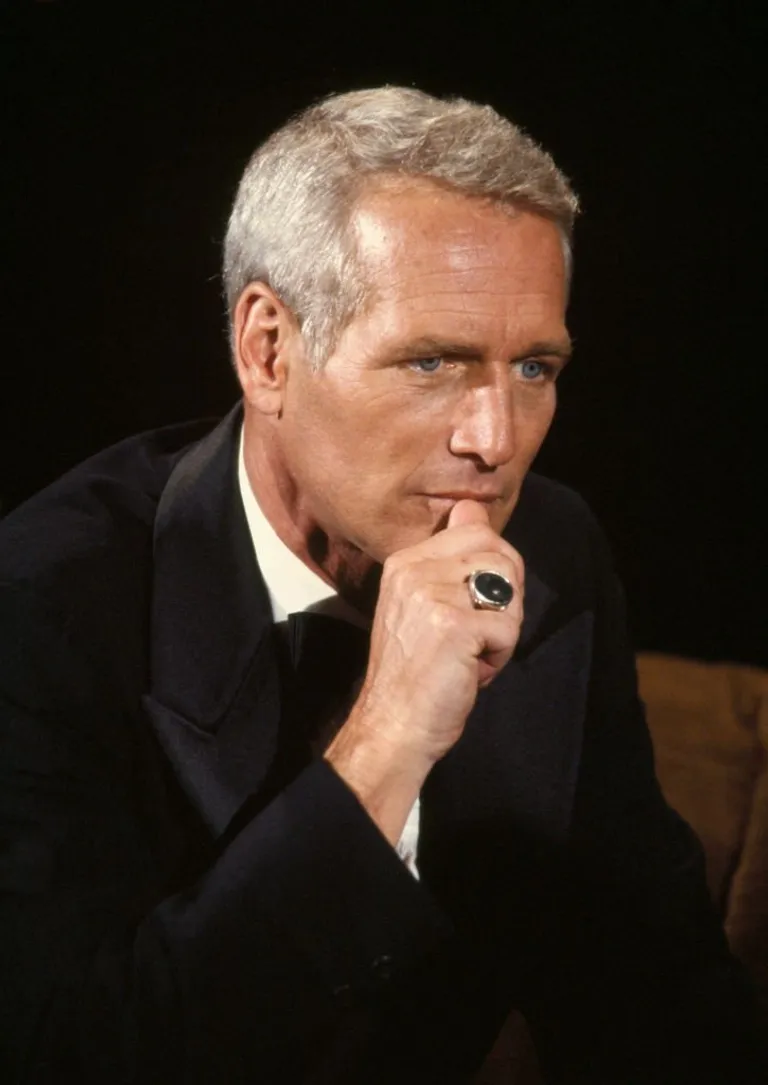 Paul Newman photographié lors de l'émission spéciale du 75e anniversaire de la Ford Motor Company, A Salute to the American Imagination, diffusée à l'origine le 5 octobre 1978 sur la chaîne de télévision CBS | Photo ; Getty Images