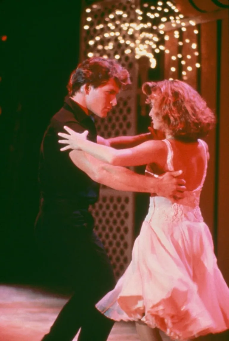 Les acteurs américains Patrick Swayze (1952 - 2009) et Jennifer Grey dans le film "Dirty Dancing", 1987. | Source : Getty Images
