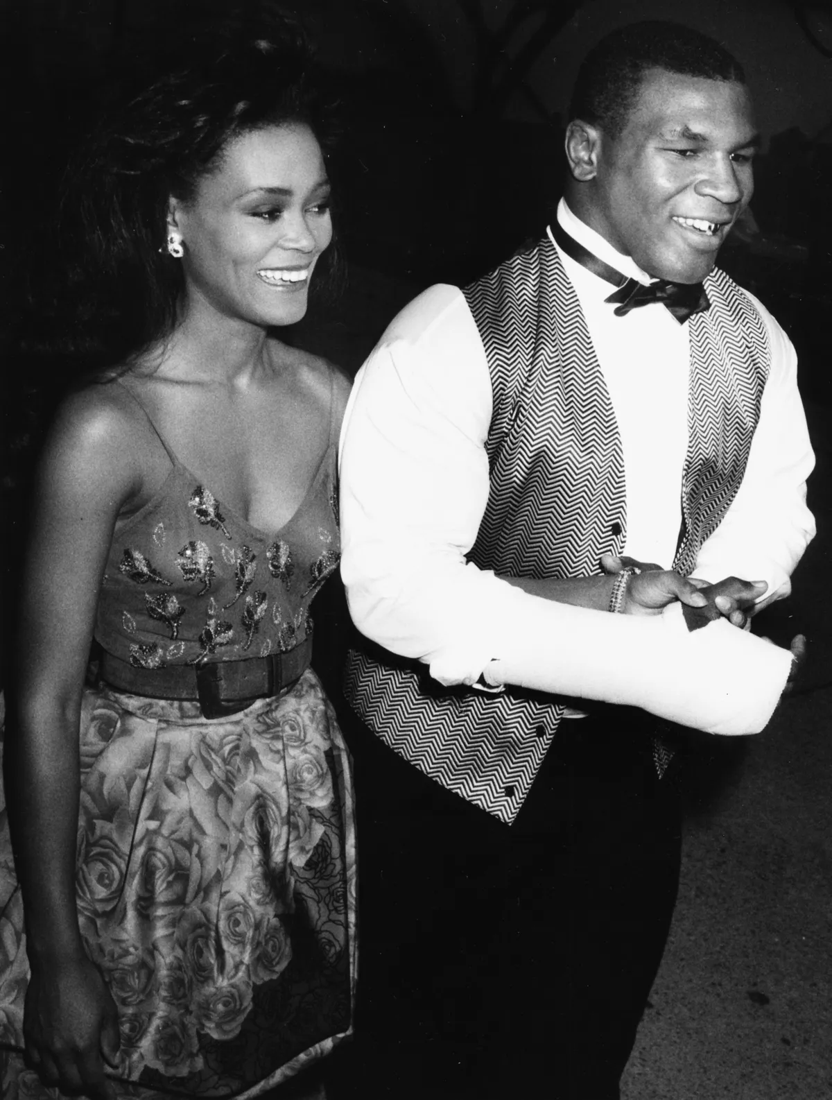 Mike Tyson and actress Robin Givens at the Emmy Awards in 1988 | Source: Getty Images