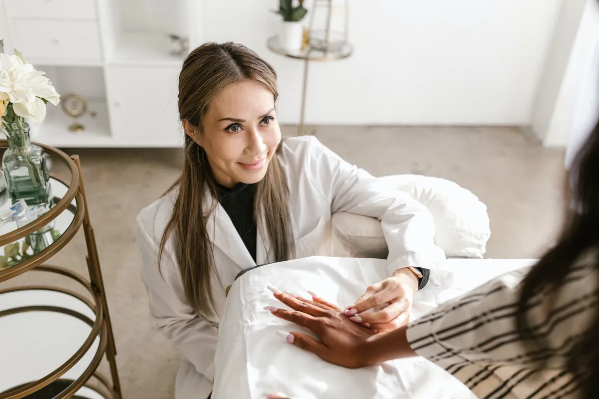 Le physiothérapeute m'a aidé à guérir | Source : Pexels