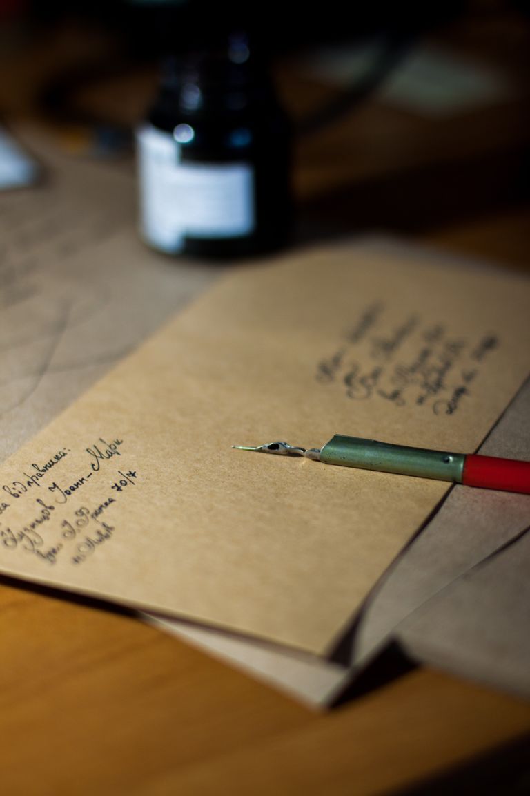 Michael savait que la lettre avait été écrite par Agnès. | Source : Pexels