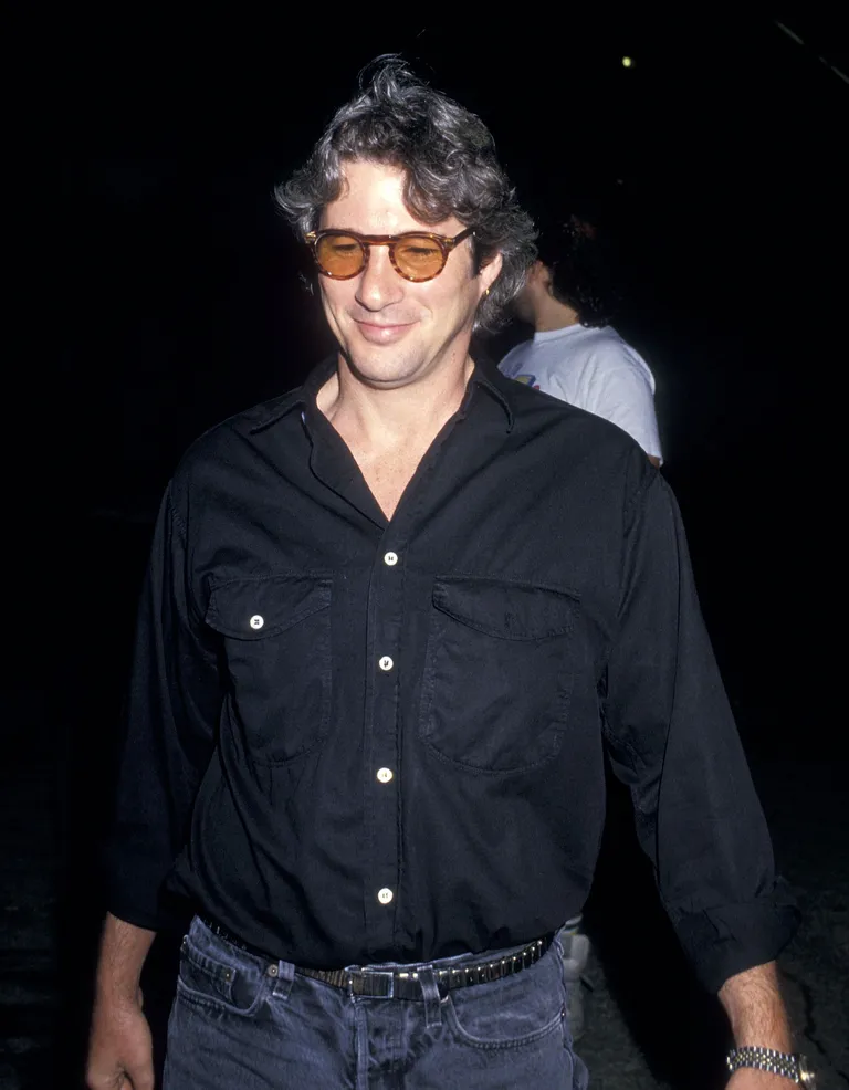 Richard Gere lors d'un concert de Madonna pour le Who's That Girl World Tour le 13 juillet 1987, au Madison Square Garden à New York | Photo : Ron Galella, Ltd./Ron Galella Collection/Getty Images