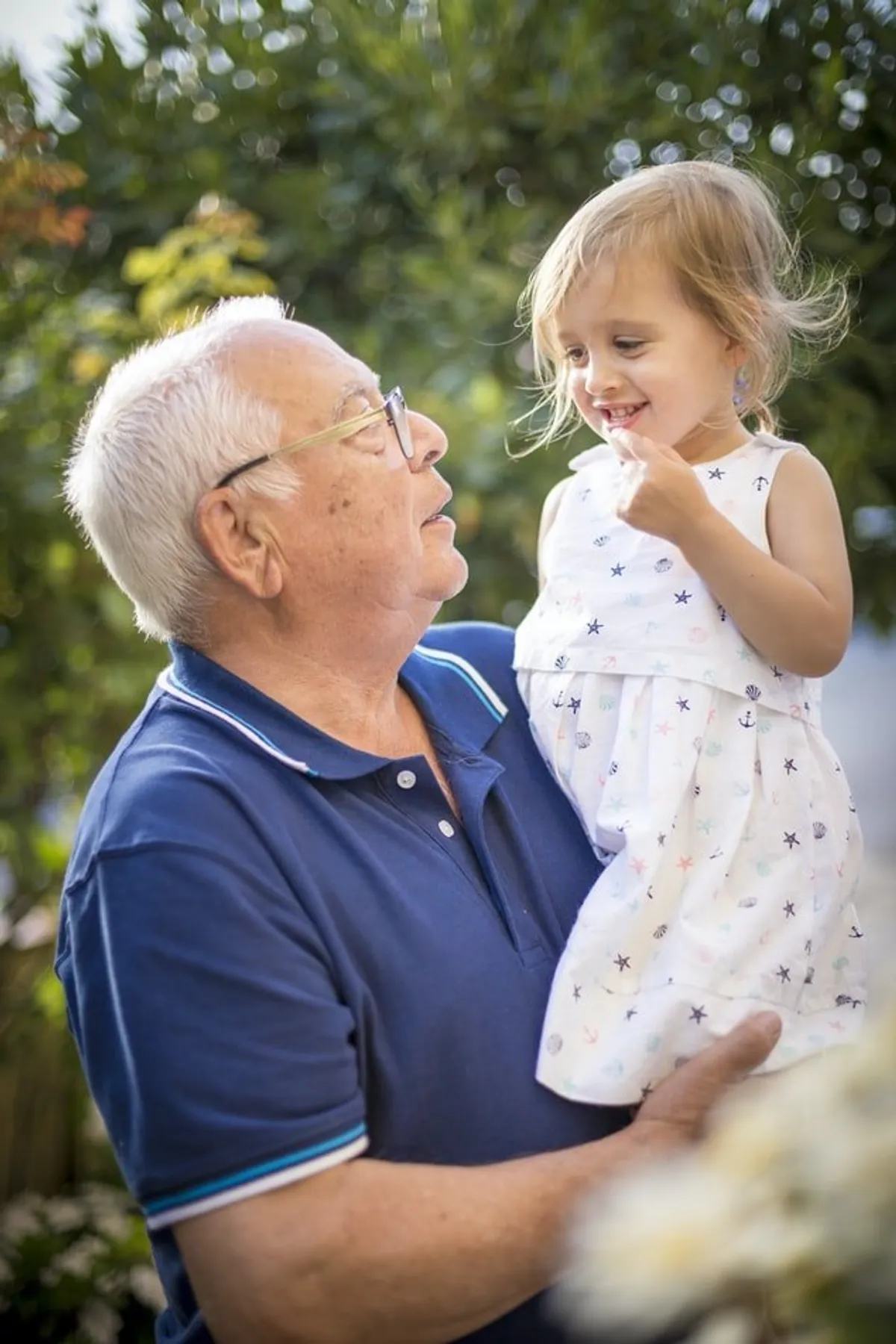 Le père d'Annie et sa fille sont devenus les meilleurs amis du monde | Photo : Unsplash