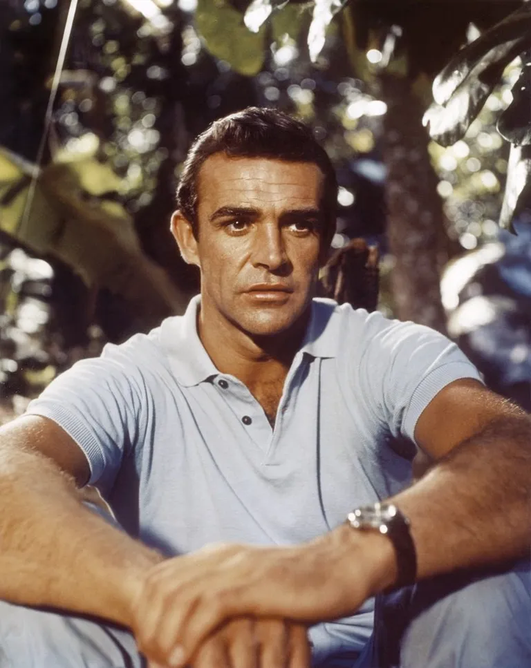 Sean Connery sur le tournage de "Dr No" vers 1963 | Photo : Getty Images