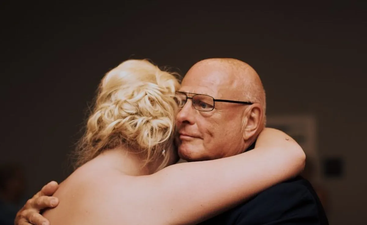 Annie et son père se sont réconciliés | Photo : Unsplash