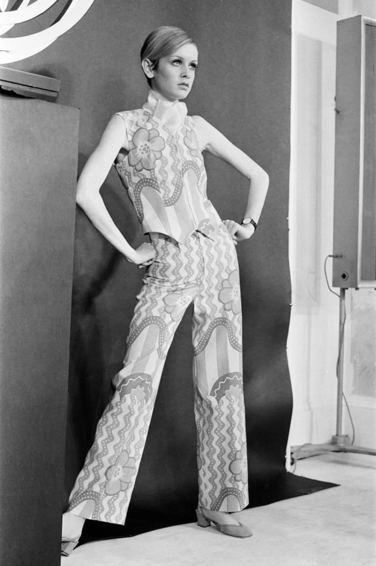 Twiggy's photoshoot as she launches new collection, The Twiggy Look Collection, London, February 16, 1967. | Photo: Getty Images