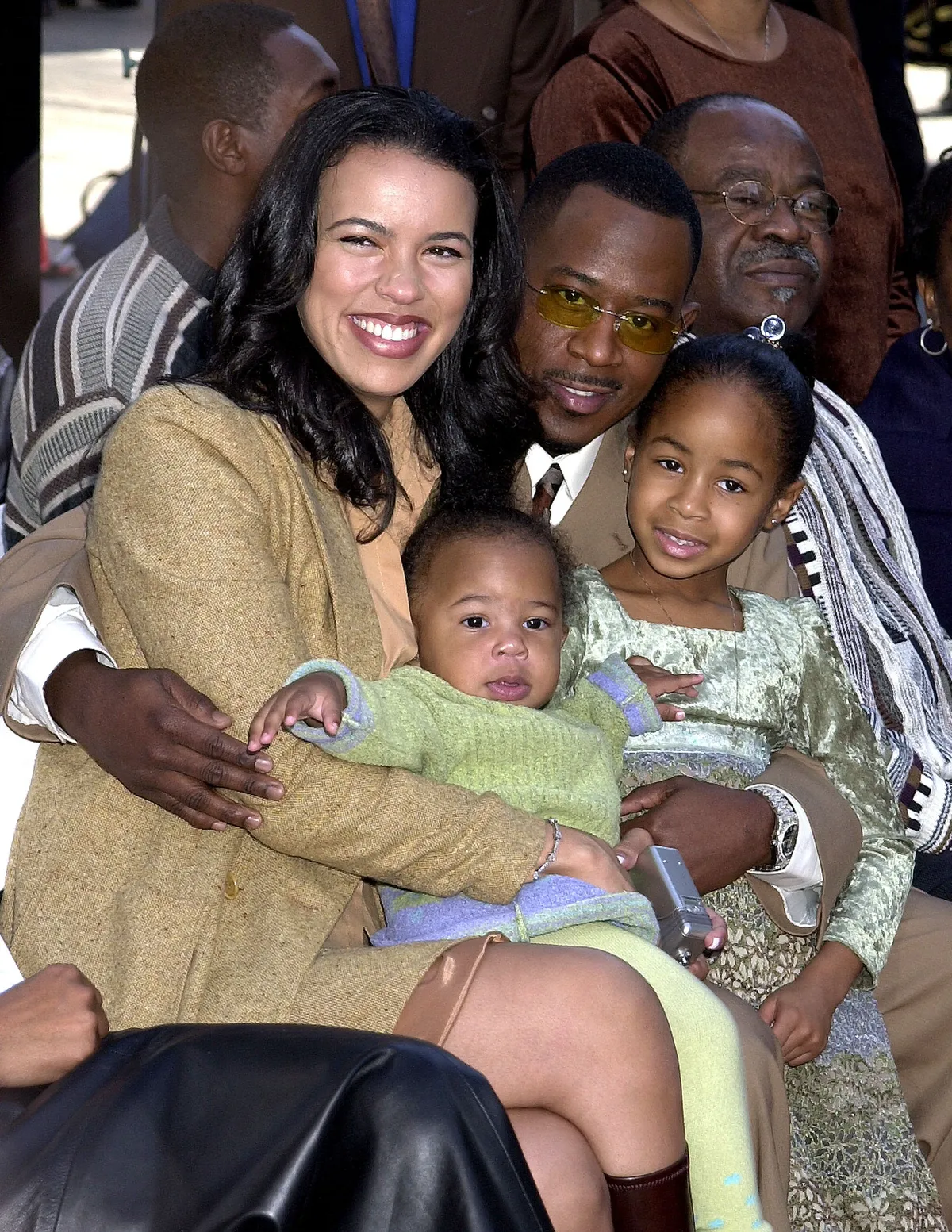 Shamicka, Martin, Iyanna and Jasmin Lawrence at the Mann's Chinese Theatre in Hollywood, California November 19, 2001 | Photo: Getty Images