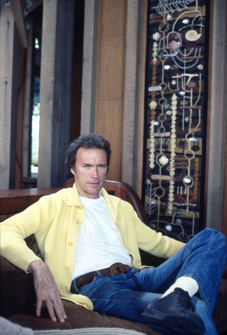 Clint Eastwood posa para un retrato en su casa en Pebble Beach, Carmel, California. | Foto: Getty Images
