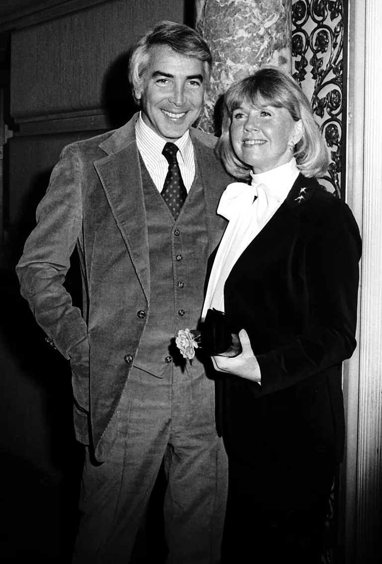 Doris Day et son mari Barry Comden à l'hôtel Pierre en 1976 | Photo : Getty Images