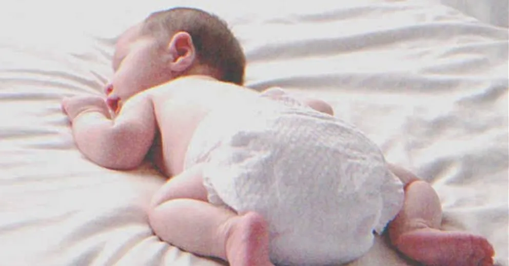 Kendall a découvert que quelqu'un avait changé la couche de son bébé. | Source : Shutterstock.com