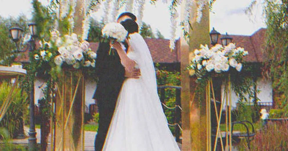 Un pauvre SDF s'est introduit dans un mariage de luxe pour dénoncer la mariée | Source:Shutterstock