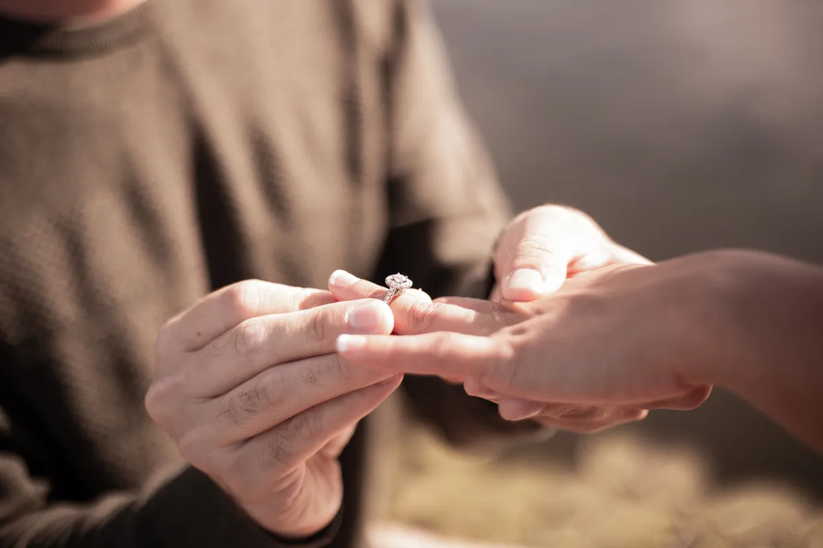 Mon père a demandé Stella en mariage et ne me l'a dit qu'après. | Photo : Unsplash
