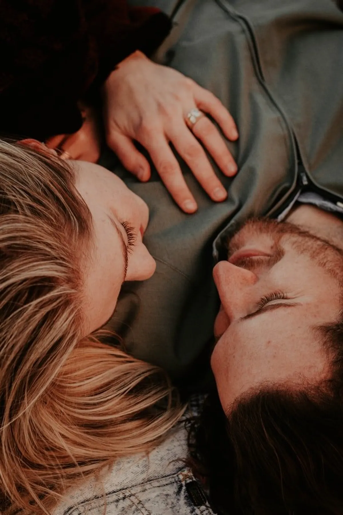 Annie et Josh sont tombés amoureux | Photo : Unsplash
