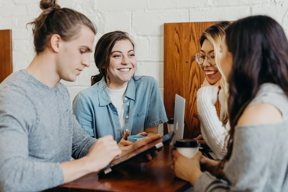 A l'université, Will a fait semblant d'être pauvre et a rencontré une fille charmante | Source : Unplash