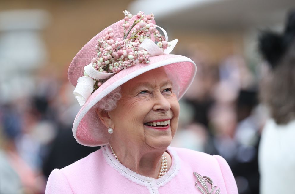 La reine Elizabeth II assiste à la Royal Garden Party au palais de Buckingham, le 29 mai 2019 à Londres, en Angleterre.│Source : Getty Images